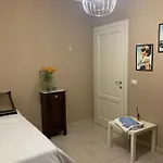 Delle Rose בית הארחה
